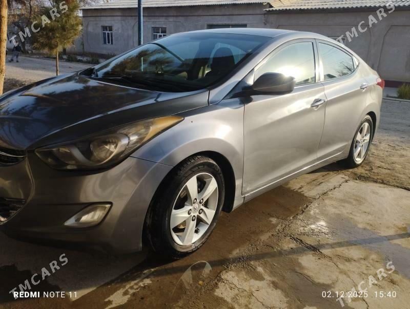 Hyundai Elantra 2011 - 140 000 TMT - Дянев - img 4
