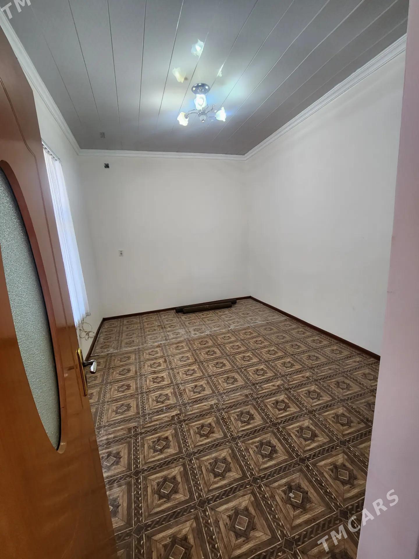 Eyesinden saylyk jay - Mary - img 4