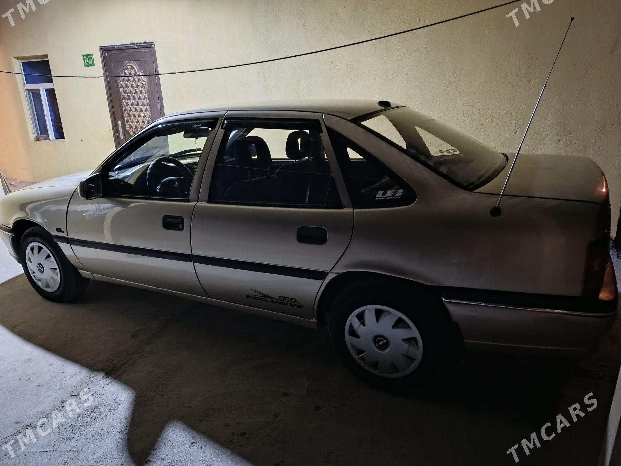 Opel Vectra 1992 - 42 000 TMT - Губадаг - img 6