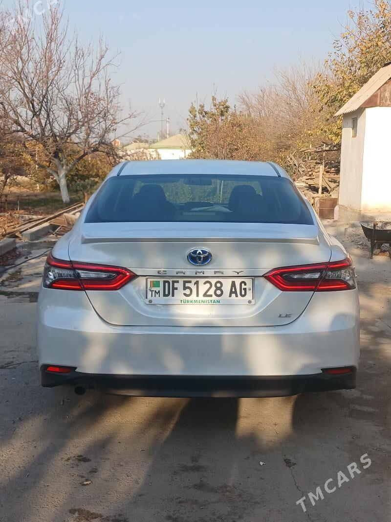 Toyota Camry Hybrid 2021 - 270 000 TMT - Gökje - img 5