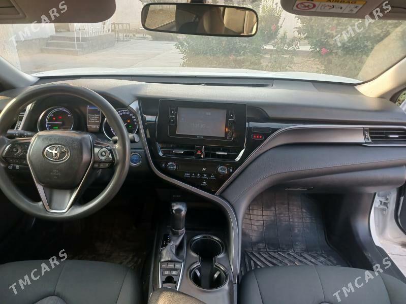Toyota Camry Hybrid 2021 - 270 000 TMT - Gökje - img 7