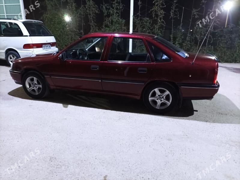 Opel Vectra 1992 - 45 000 TMT - Мары - img 3