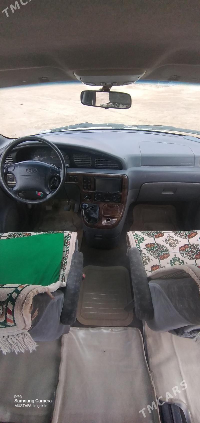 Kia Carnival 2000 - 40 000 TMT - Эсенгулы - img 8