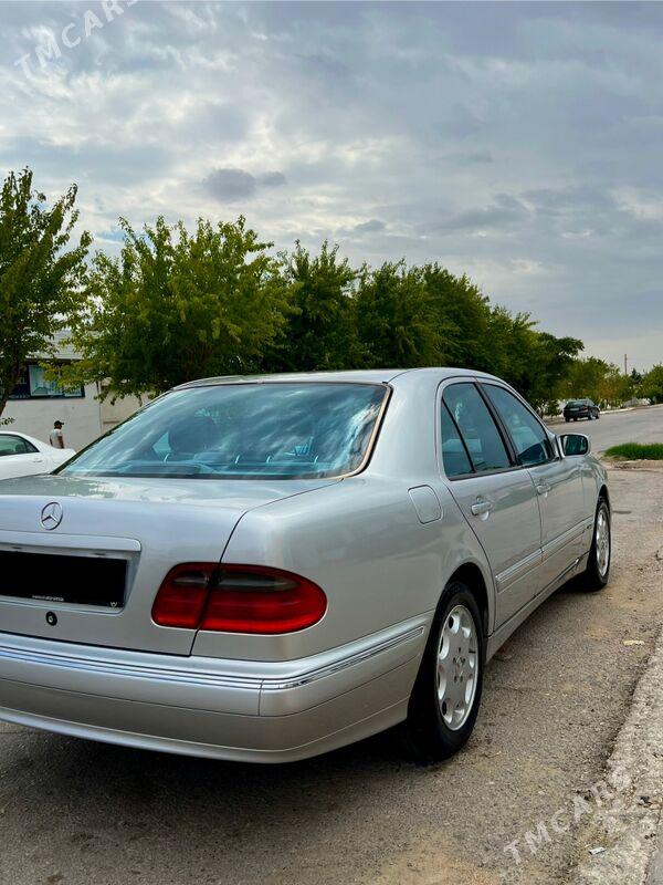 Mercedes-Benz E320 2002 - 150 000 TMT - Балканабат - img 5