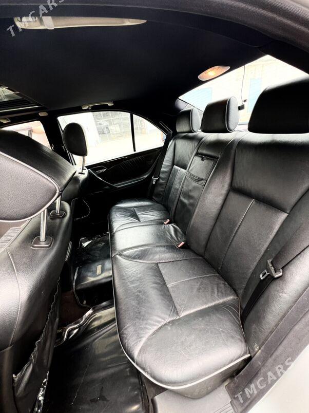 Mercedes-Benz E320 2002 - 150 000 TMT - Балканабат - img 4