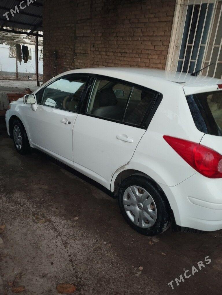Nissan Versa 2010 - 110 000 TMT - Türkmenabat - img 2