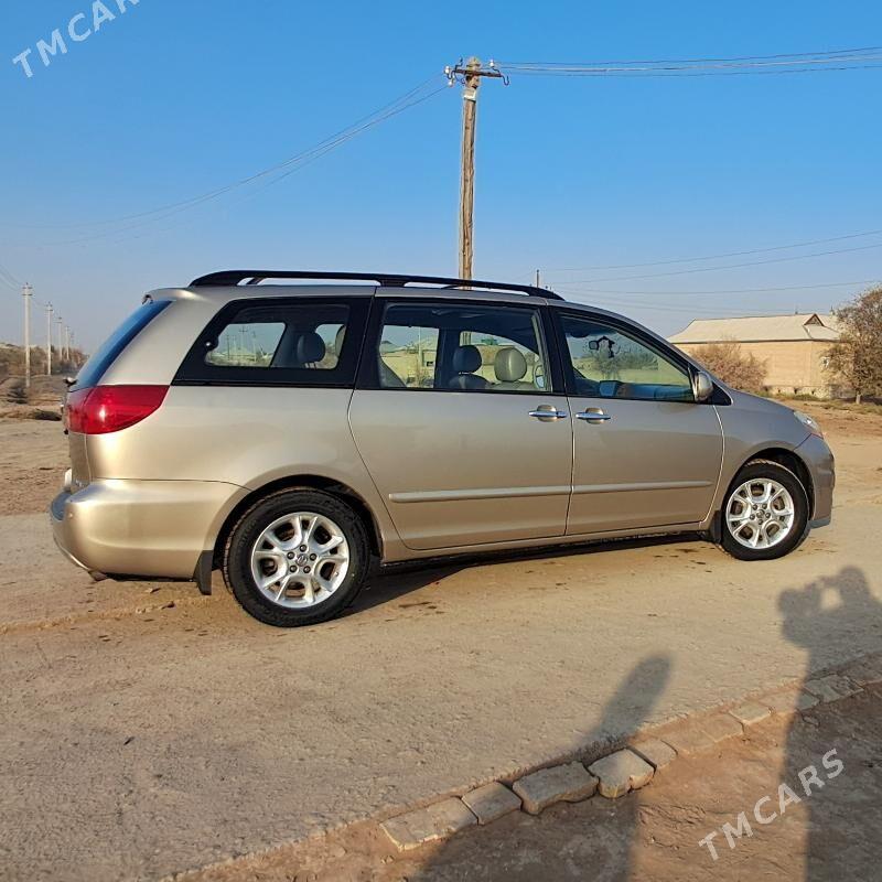 Toyota Sienna 2006 - 260 000 TMT - Каракумский этрап - img 6