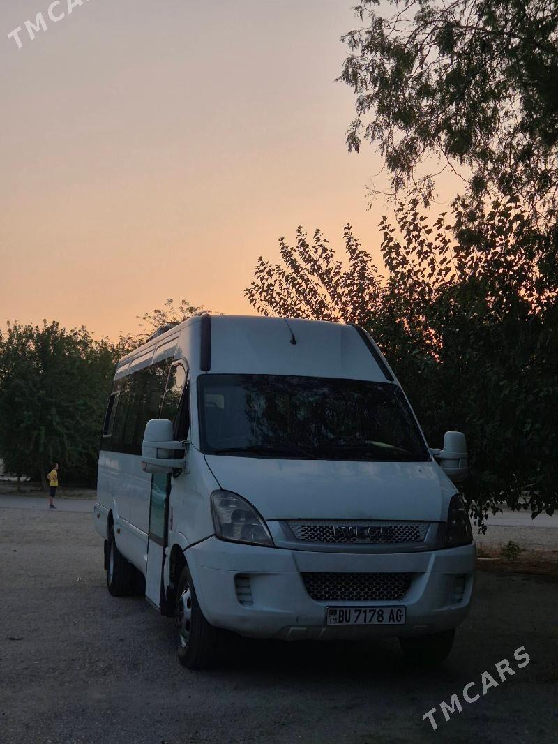 Iveco Daily 2017 - 350 000 TMT - Gagarin köç, köne Howa menzili - img 5