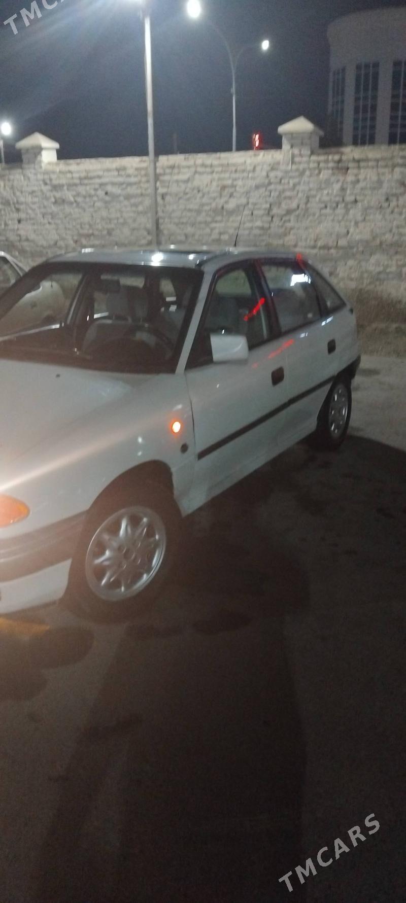 Opel Astra 1992 - 35 000 TMT - Mary - img 8