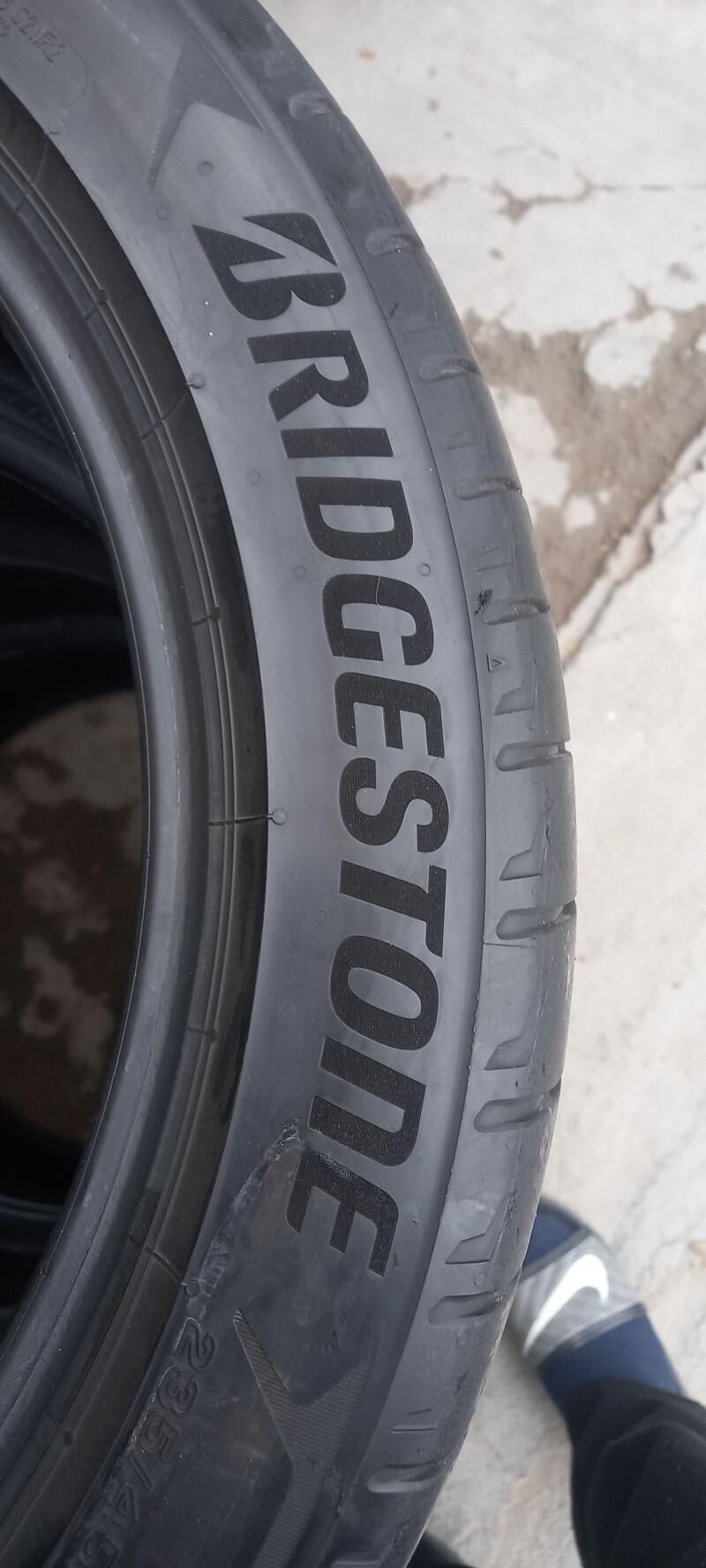 285-40-21 bridgeston 2023 4 000 TMT - Bedew - img 2