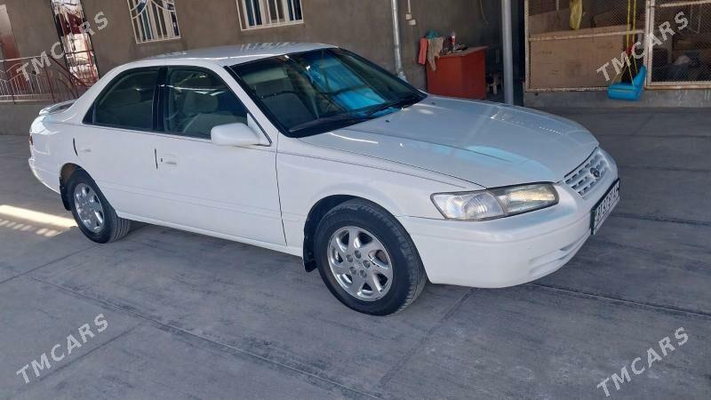 Toyota Camry 1999 - 155 000 TMT - Теджен - img 2