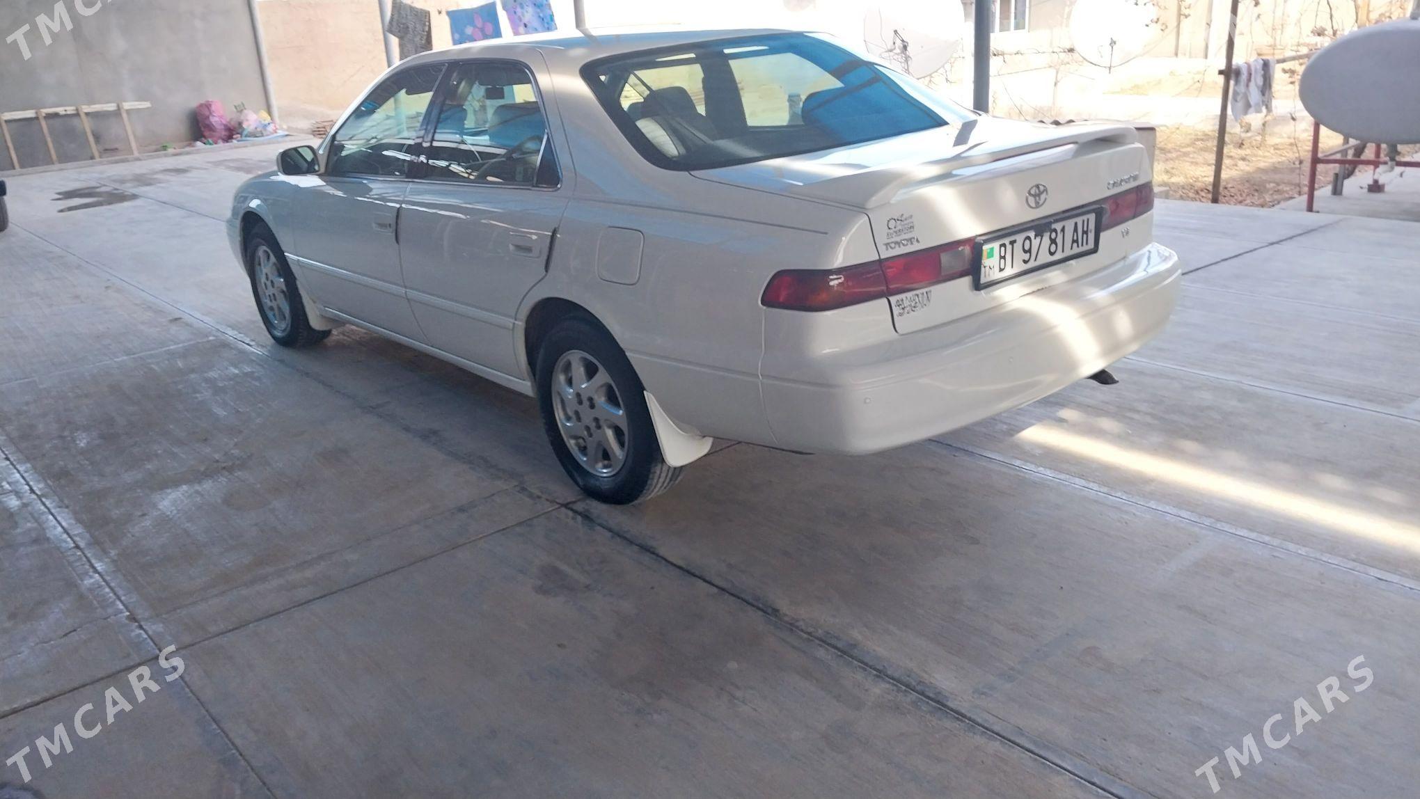 Toyota Camry 1999 - 155 000 TMT - Теджен - img 3