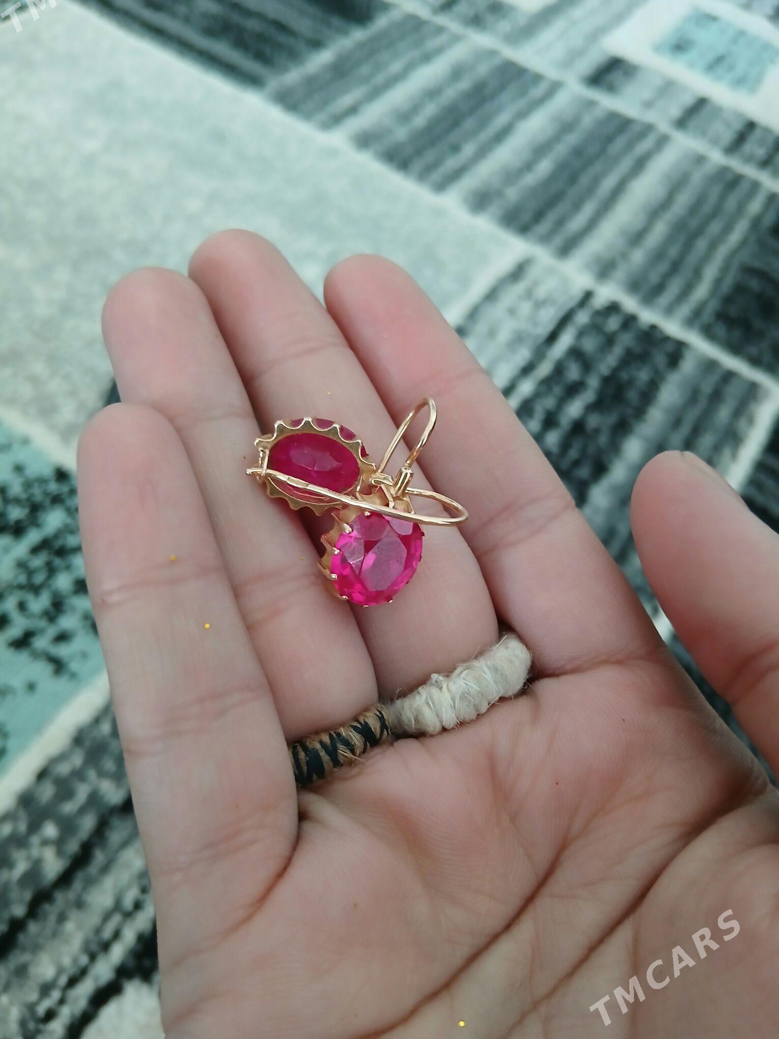 gyzyl gulakhalka - Гызыларбат - img 1