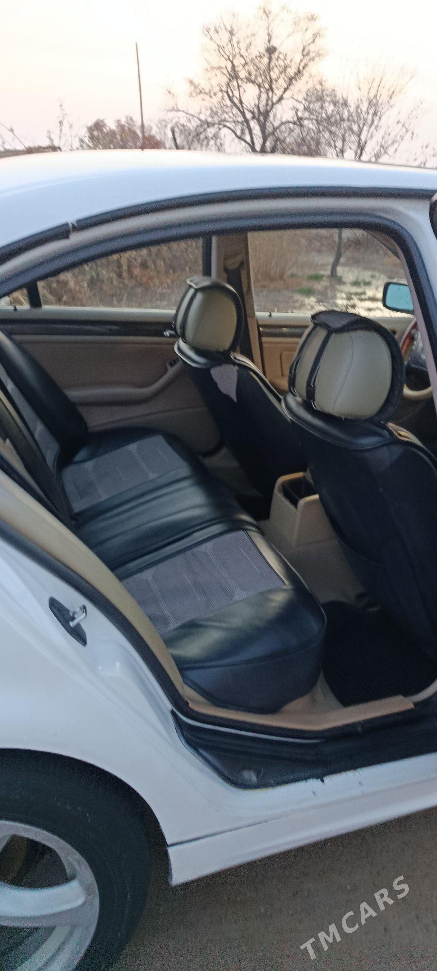 BMW E46 2000 - 70 000 TMT - Daşoguz - img 9