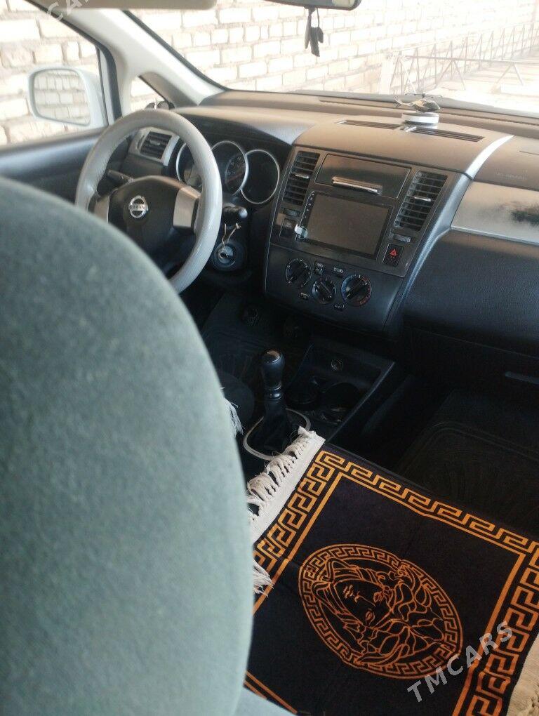 Nissan Versa 2012 - 120 000 TMT - Кака - img 4