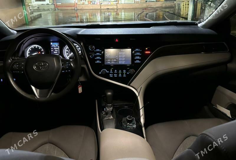 Toyota Camry 2018 - 300 000 TMT - Ak bugdaý etraby - img 2