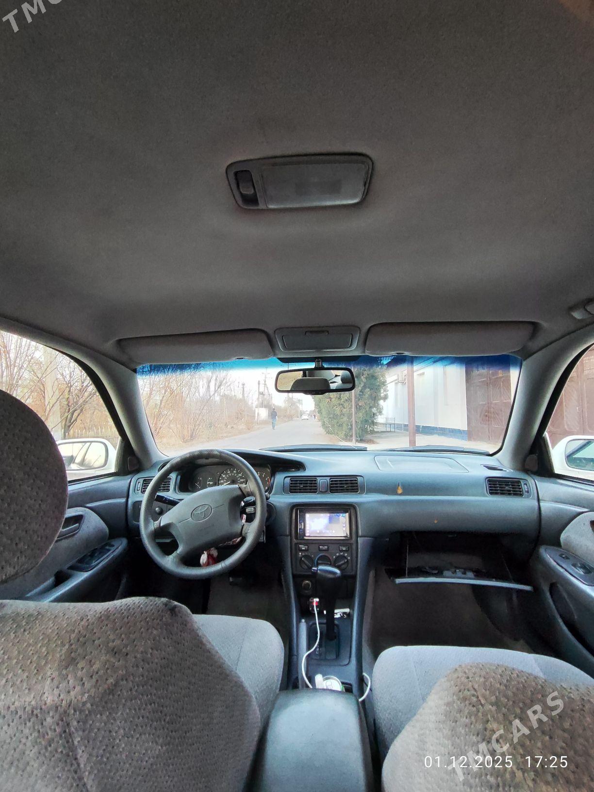 Toyota Camry 2000 - 115 000 TMT - Daşoguz - img 4