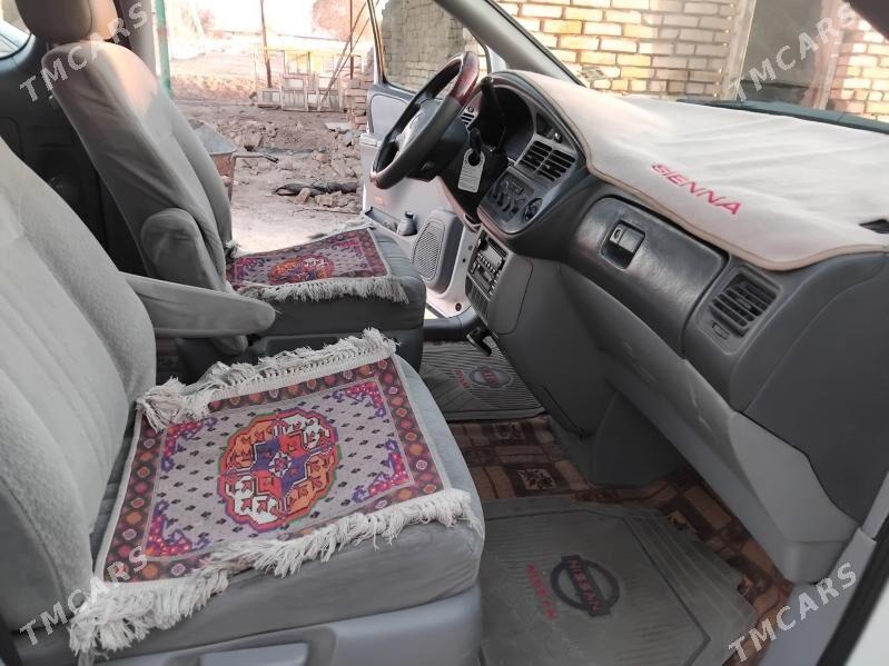 Toyota Sienna 2002 - 175 000 TMT - Сакарчага - img 6