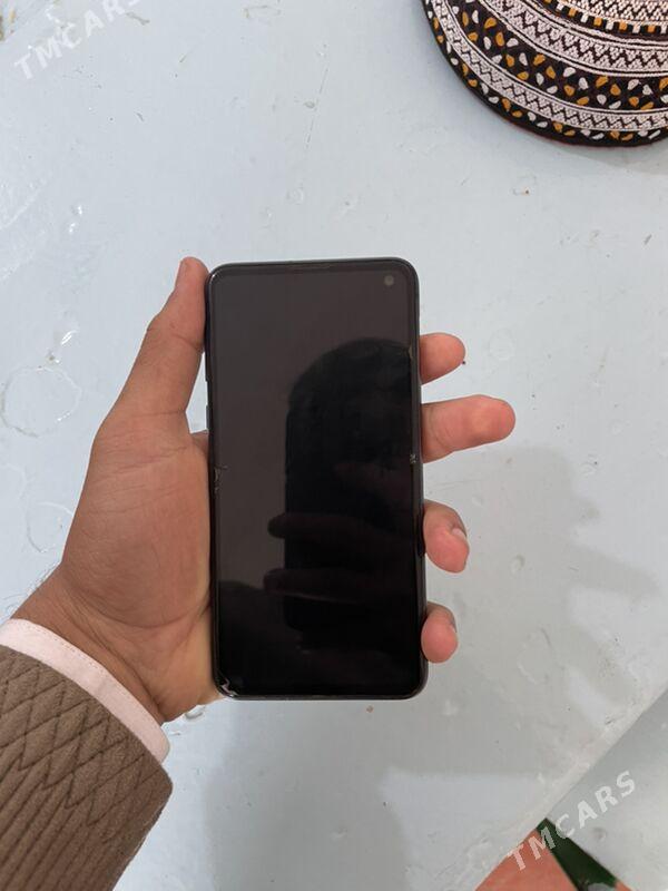 Samsung S10e - Dänew - img 2