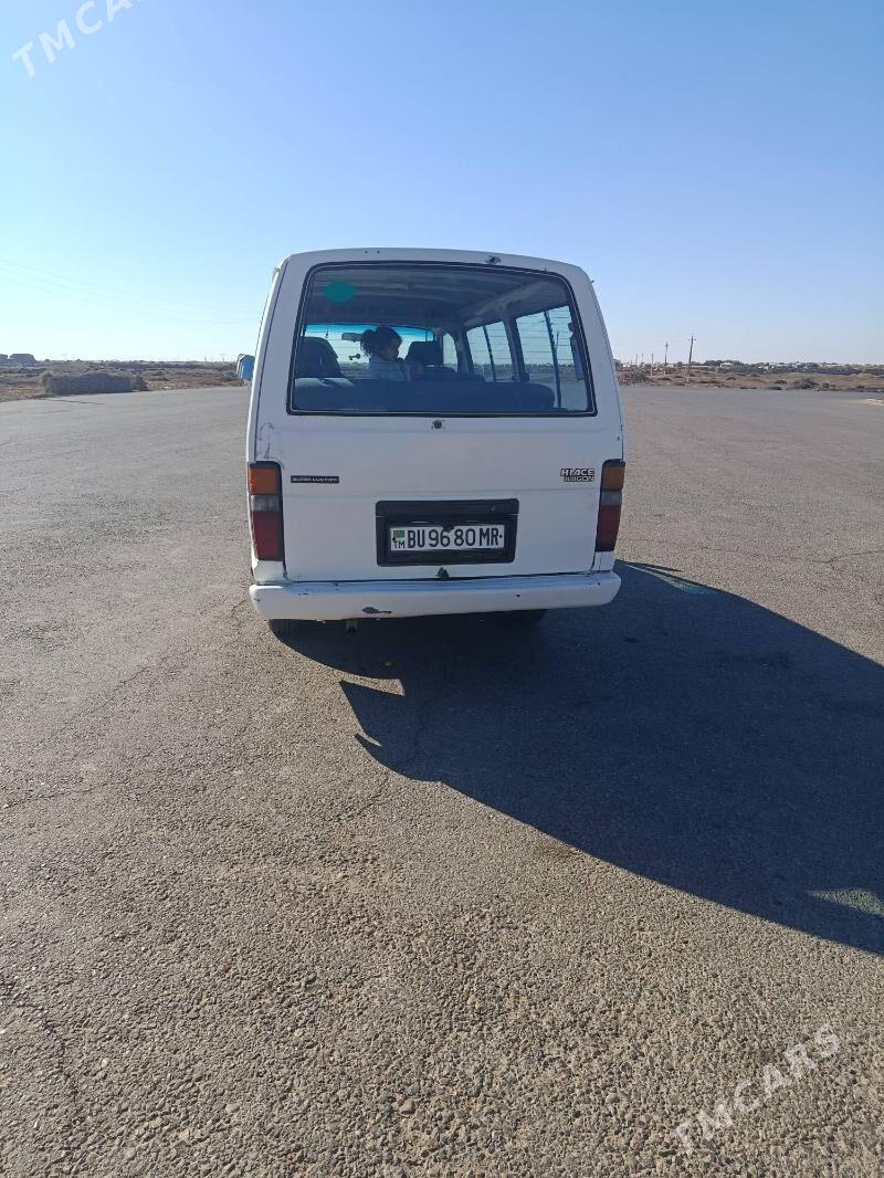 Toyota Hiace 1988 - 30 000 TMT - Murgap - img 4