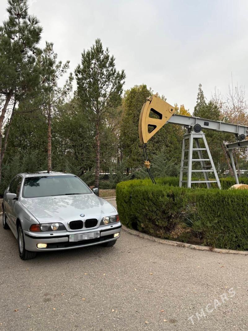 BMW E39 1999 - 100 000 TMT - Балканабат - img 4