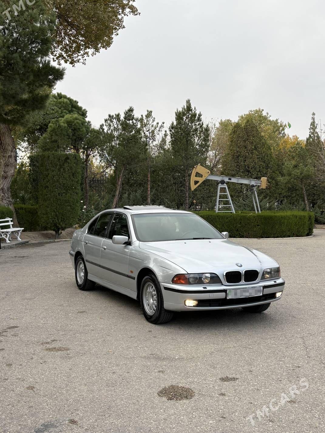 BMW E39 1999 - 100 000 TMT - Балканабат - img 7