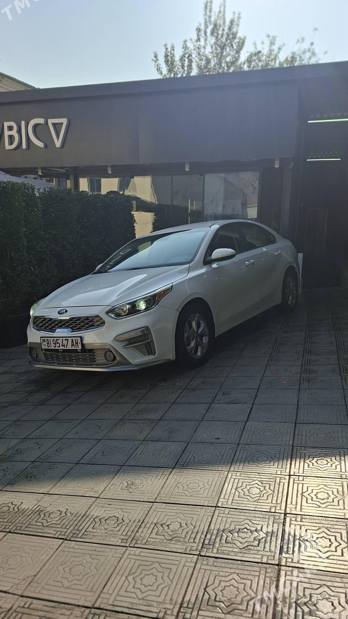 Kia Forte 2022 - 240 000 TMT - Бузмеин - img 4