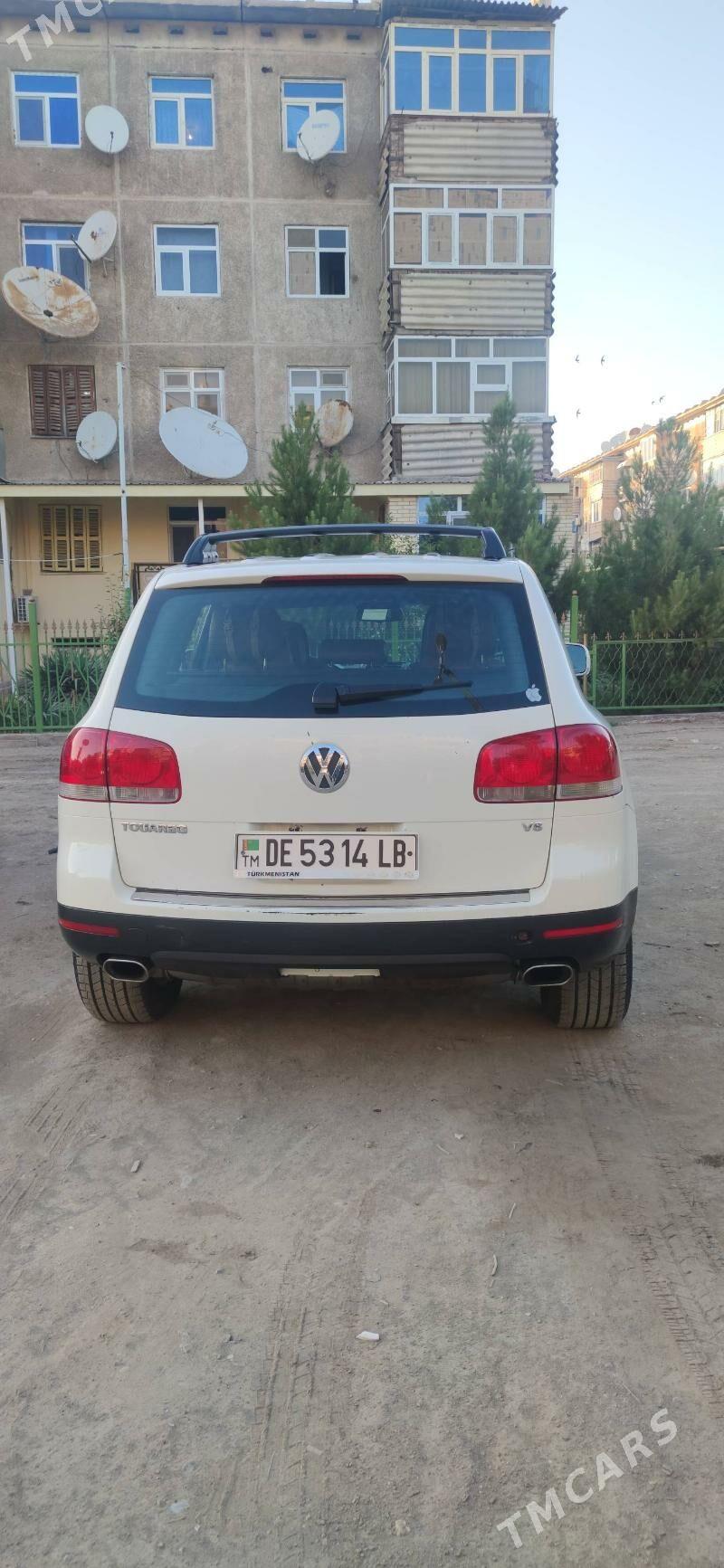 Volkswagen Touareg 2004 - 80 000 TMT - Garabekewül - img 1