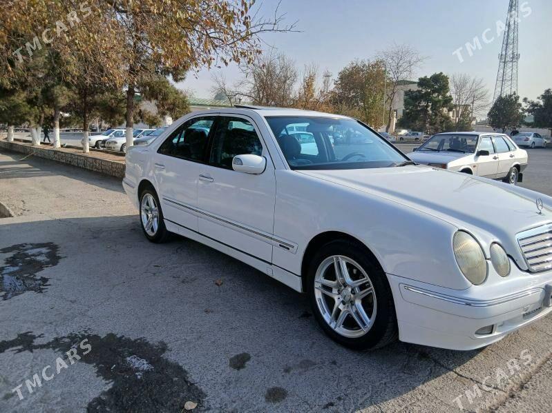 Mercedes-Benz E320 2001 - 130 000 TMT - Гёкдепе - img 4