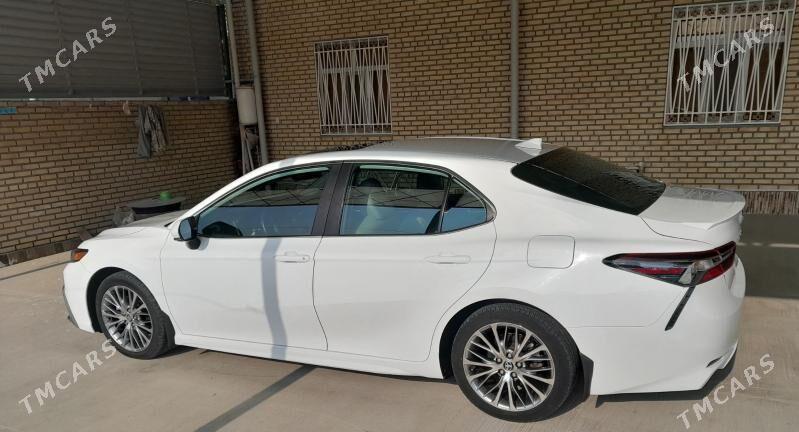 Toyota Camry 2022 - 360 000 TMT - Bäherden - img 3