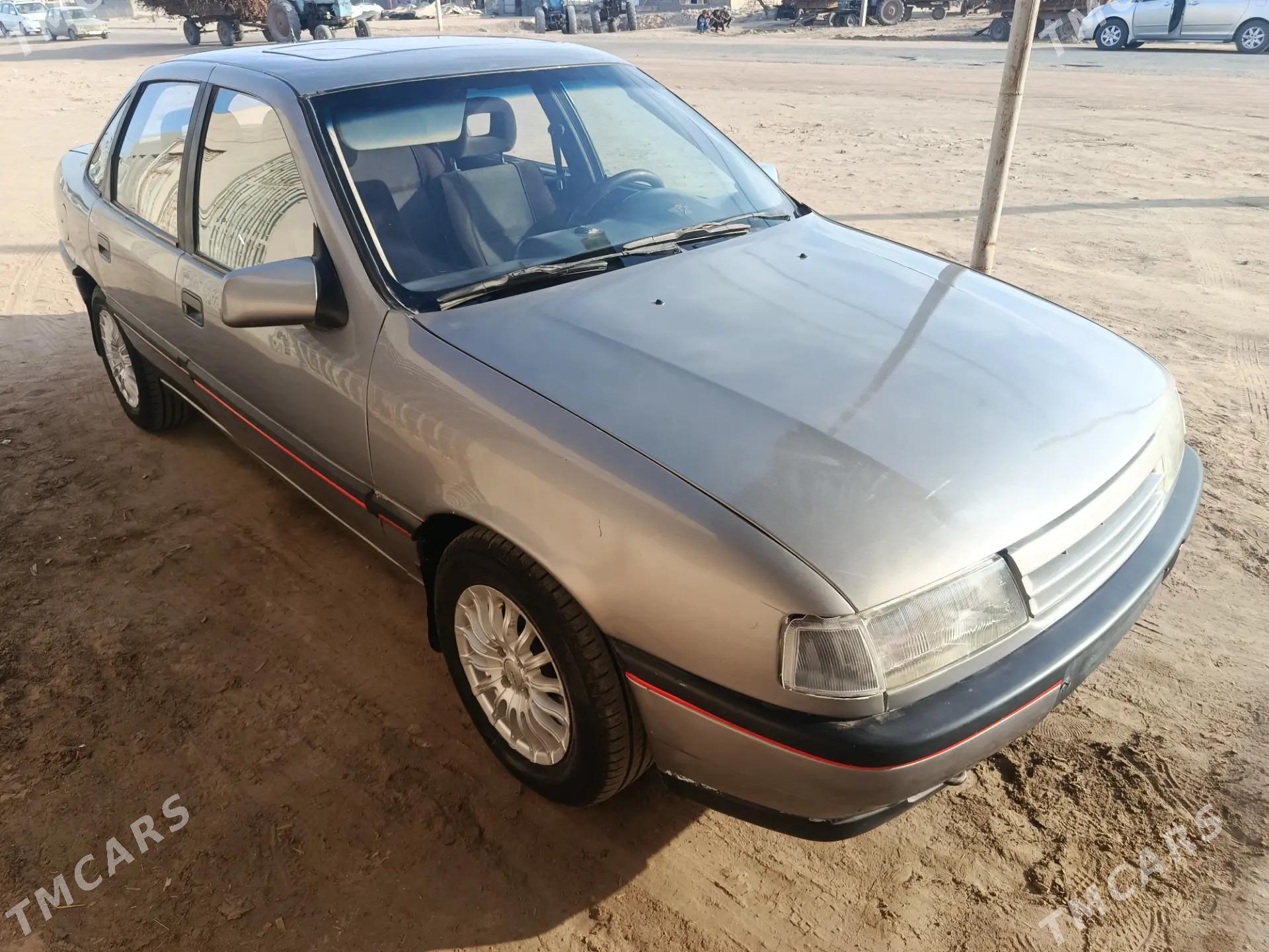 Opel Vectra 1992 - 45 000 TMT - Губадаг - img 4