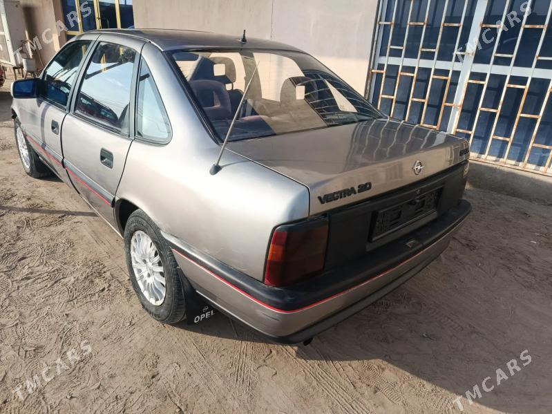 Opel Vectra 1992 - 45 000 TMT - Губадаг - img 3
