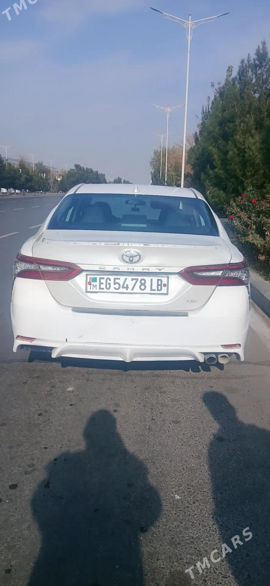 Toyota Camry 2021 - 300 000 TMT - Фарап - img 6