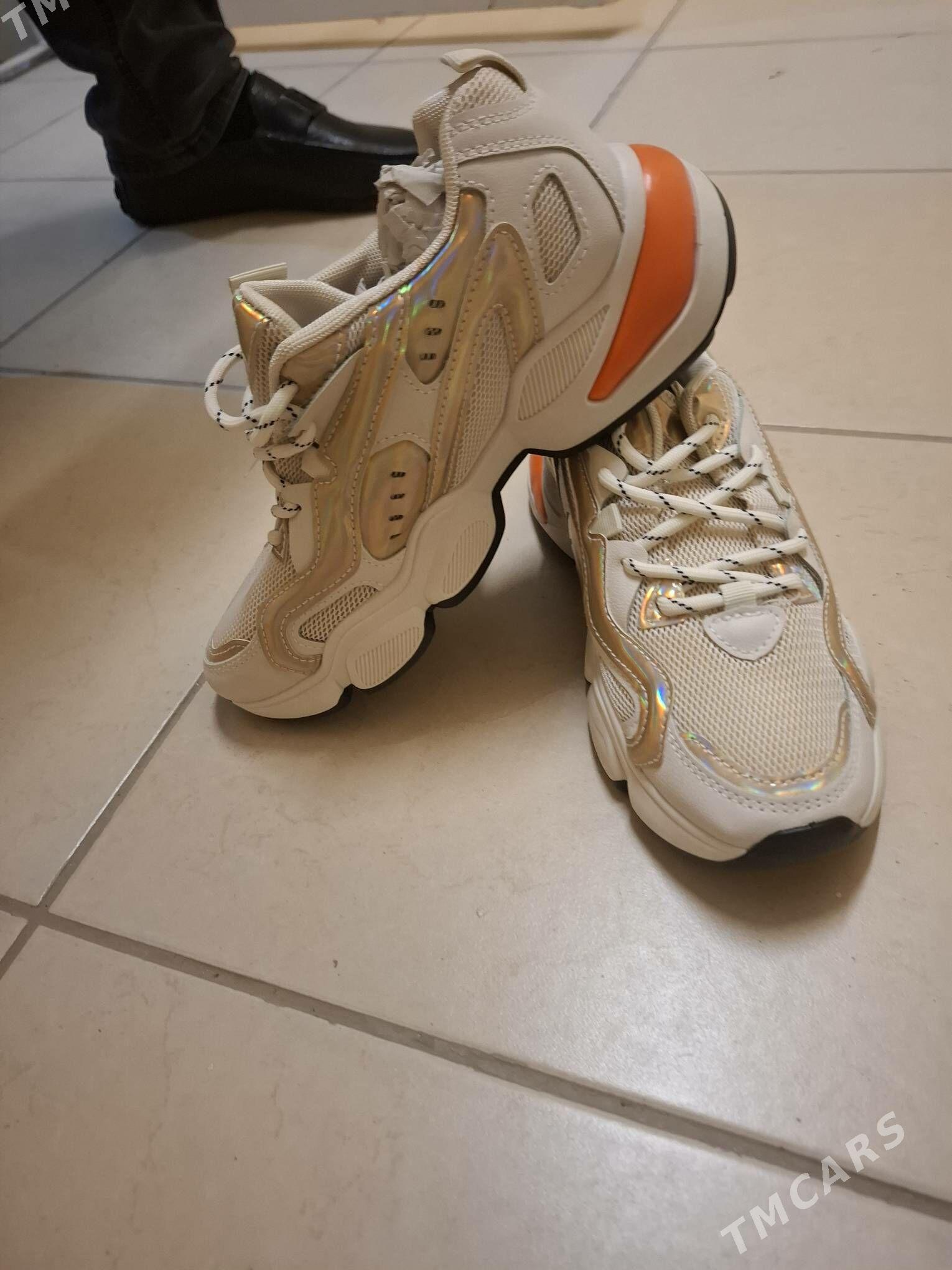 Кроссовки женские - Aşgabat - img 6