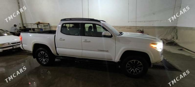 Toyota Tacoma 2020 - 500 000 TMT - Байрамали - img 4