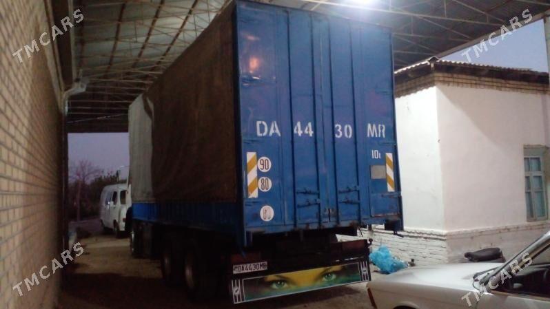 Mercedes-Benz ACTROS 3331 1989 - 180 000 TMT - Мары - img 6