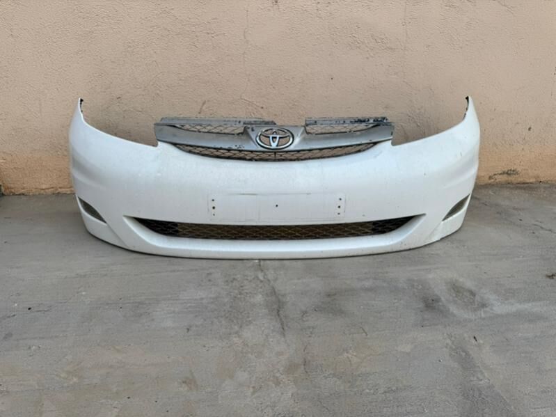 Sienna bamper 2008 900 TMT - Garadamak - img 1