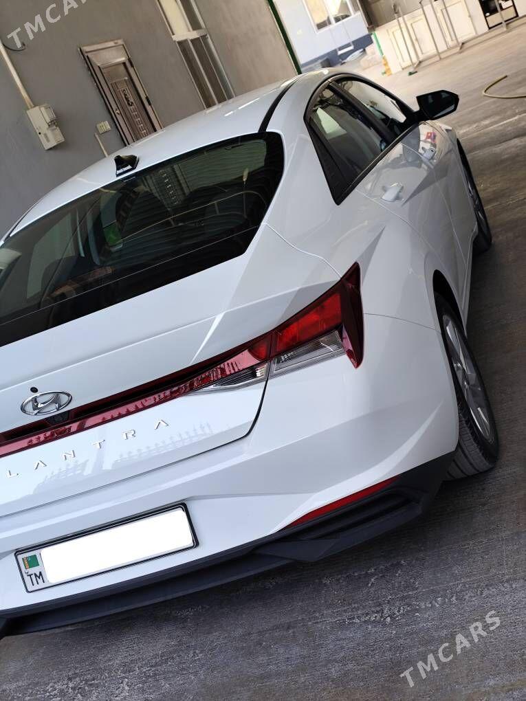 Hyundai Elantra 2021 - 298 000 TMT - Änew - img 3