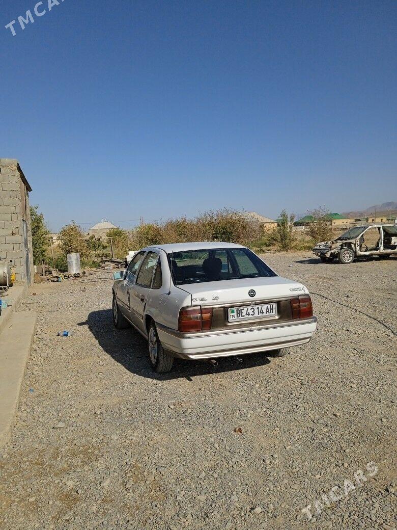 Opel Vectra 1991 - 45 000 TMT - Bäherden - img 4