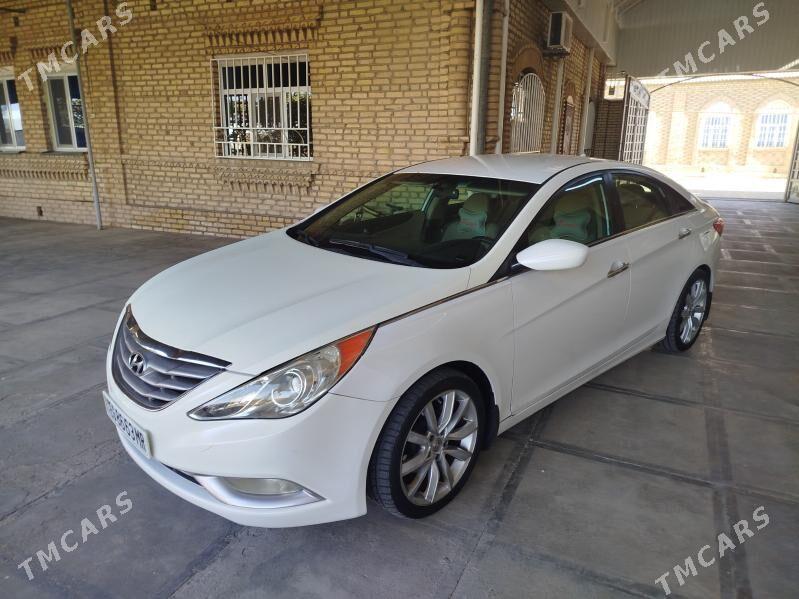 Hyundai Sonata 2011 - 145 000 TMT - Мары - img 7