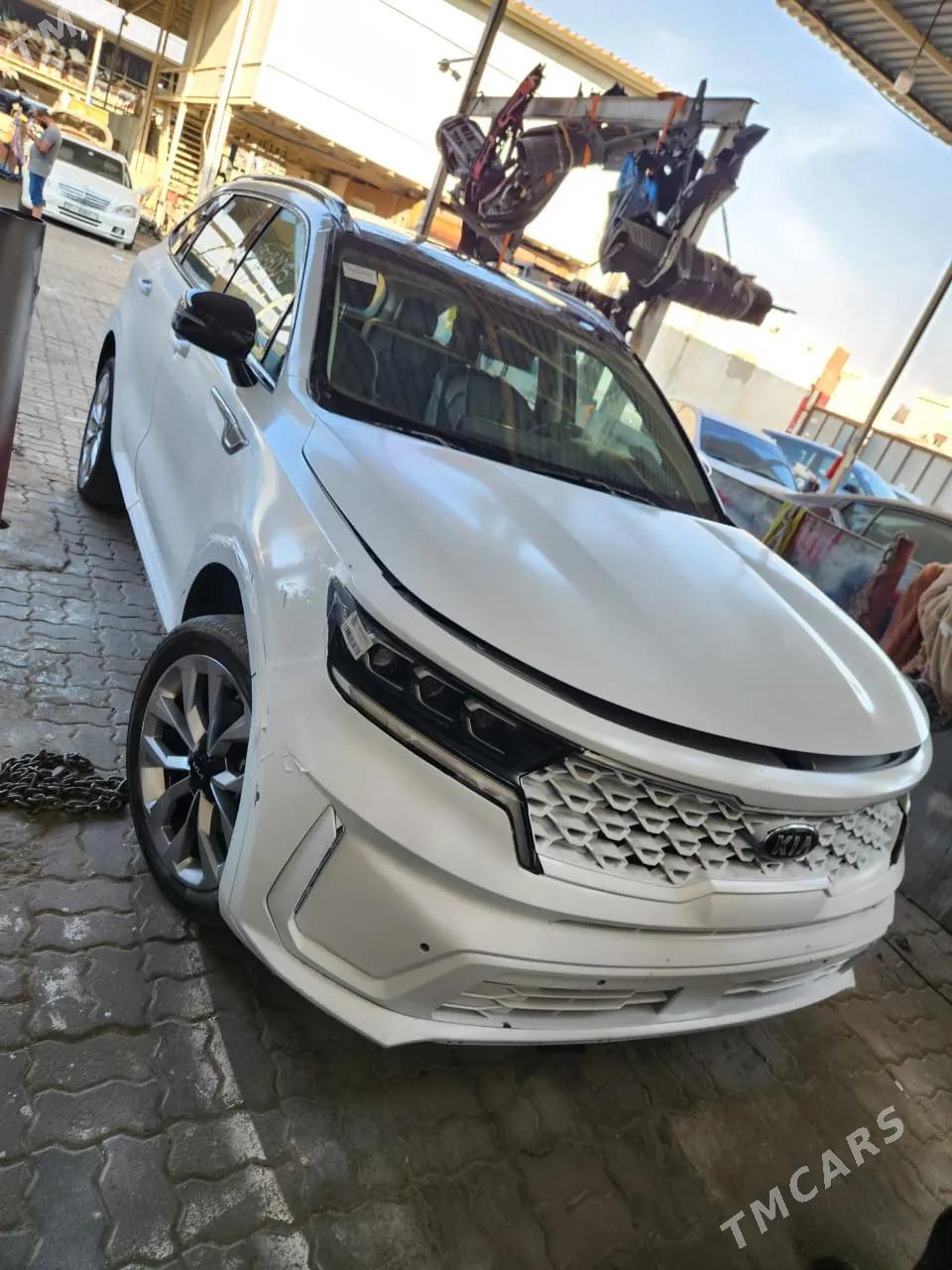 Kia Sorento 2023 - 330 000 TMT - Мары - img 9