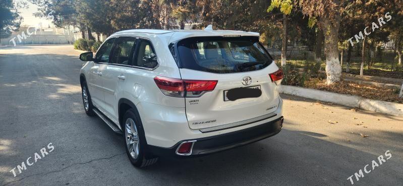Toyota Highlander 2015 - 426 000 TMT - Мары - img 3