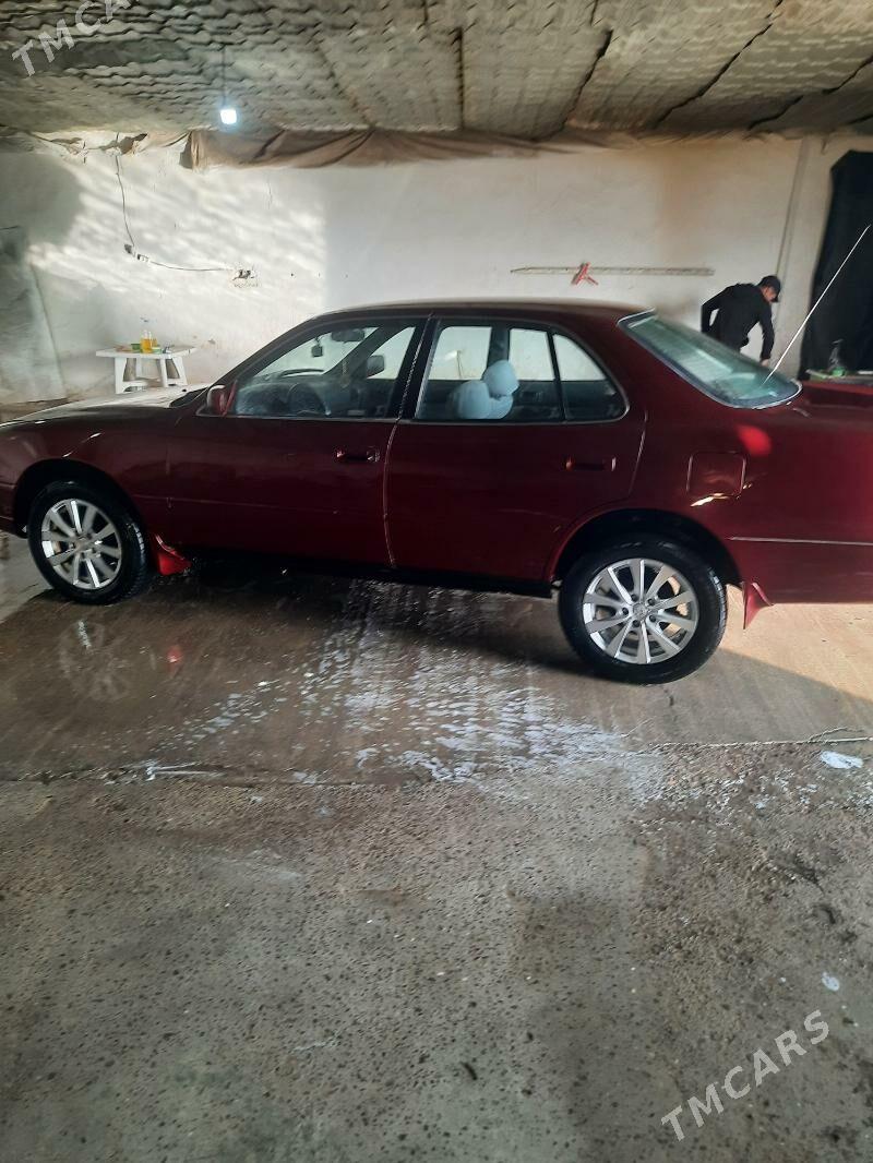 Toyota Camry 1995 - 110 000 TMT - етр. Туркменбаши - img 6