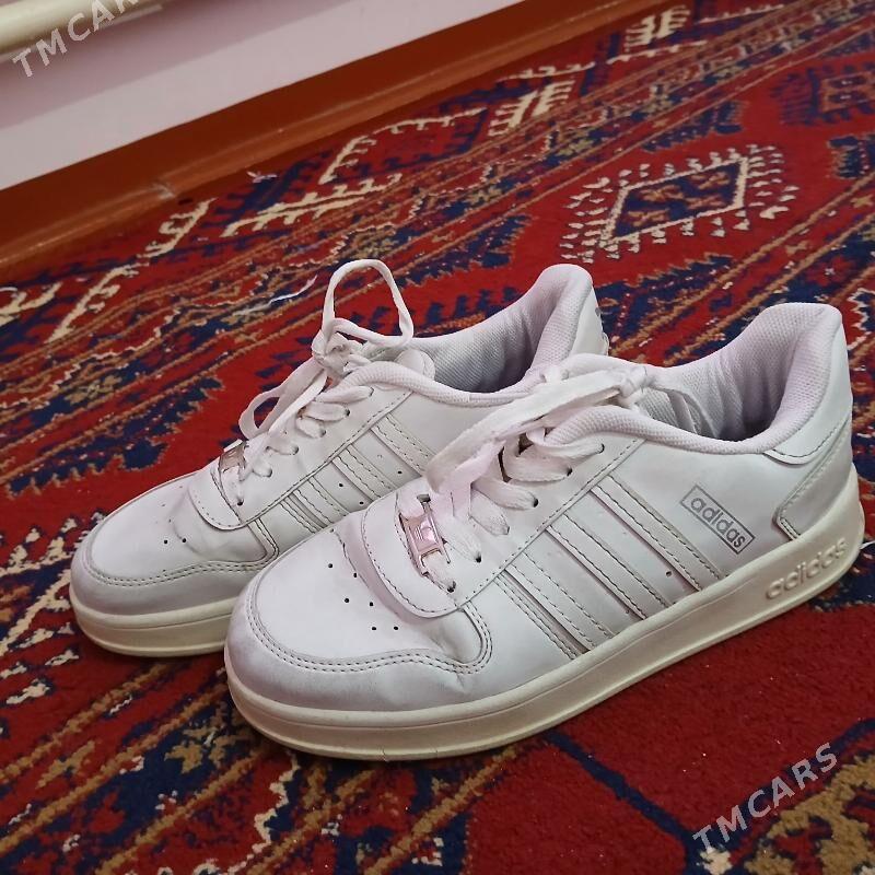 женские кроссовки - Дашогуз - img 5