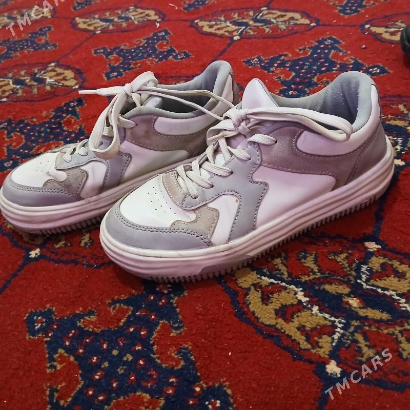 женские кроссовки - Дашогуз - img 4