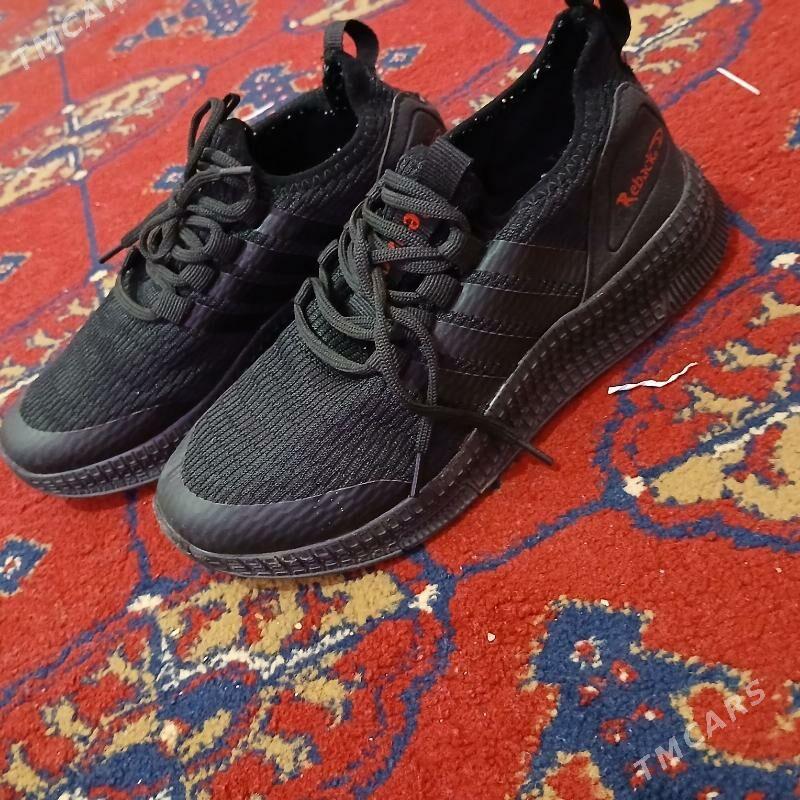 женские кроссовки - Дашогуз - img 2