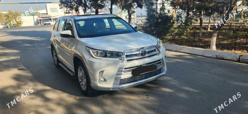 Toyota Highlander 2015 - 426 000 TMT - Мары - img 1