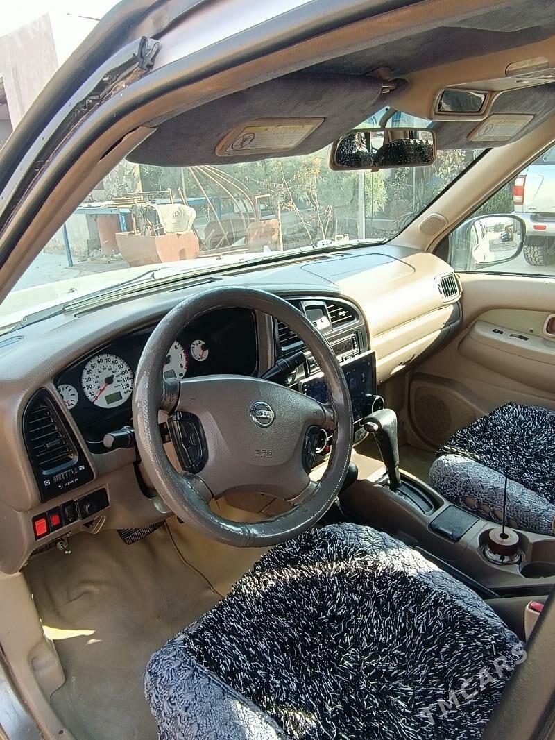 Nissan Pathfinder 2002 - 105 000 TMT - Фарап - img 4