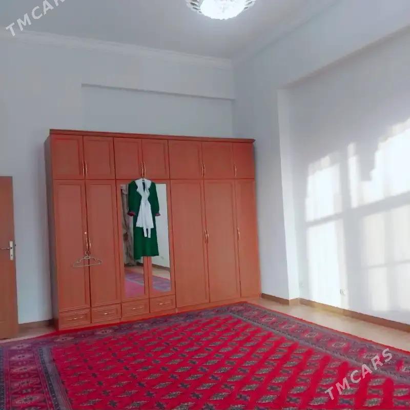 komnat - Podwoýski köç. (Bitarap Türkmenistan şaýoly) - img 3