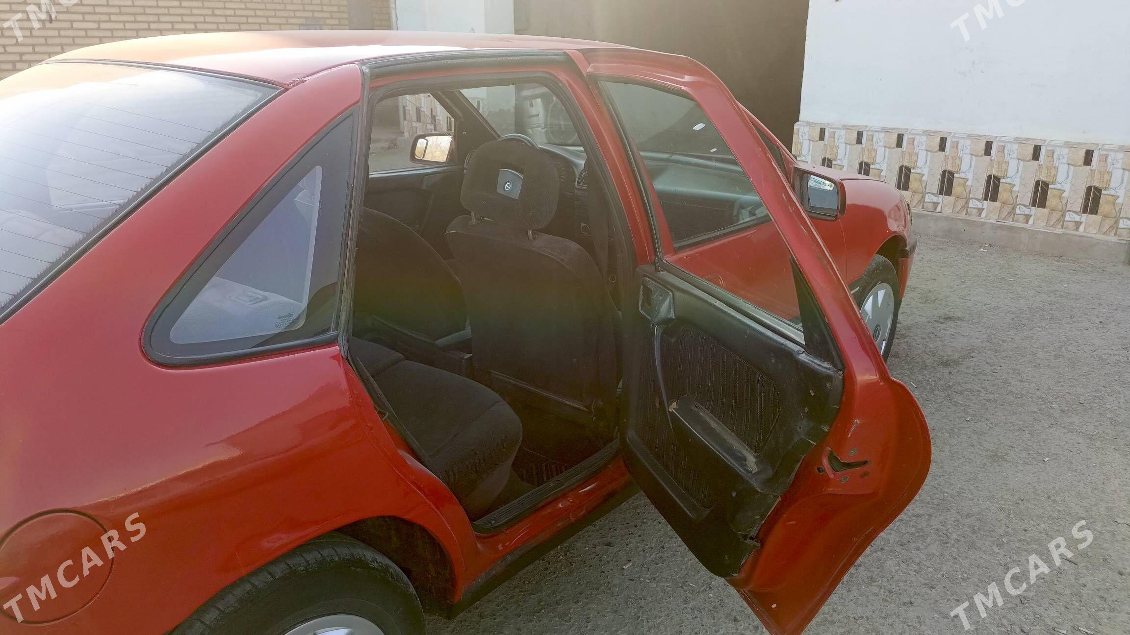 Opel Vectra 1990 - 27 000 TMT - Wekilbazar - img 3